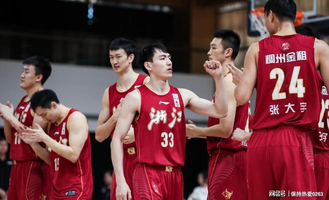详细阅读:开云全站登录入口窗口期浙江队备战CBA常规赛,豪取连胜细节曝光,气氛紧张,赛程密集仍需轮换的简单介绍 开云全站登录入口窗口期浙江队备战CBA常规赛,豪取连胜细节曝光,气氛紧张,赛程密集仍需轮换的简单介绍