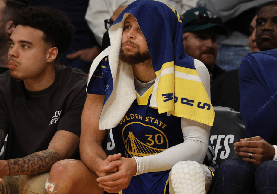 开云全站APP下载关于欧篮联今晨再迎强敌，皇家马德里门线救险，主帅态度——更衣室稳定，球队文化再被提及的信息